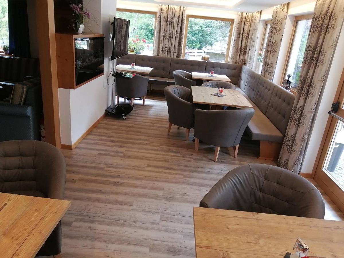 נובה פוננטה Hotel Schwarzenbach מראה חיצוני תמונה